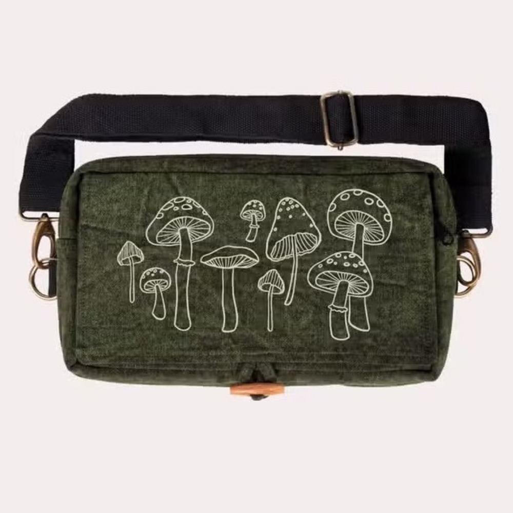 Soul Flower Mushroom Crossbody Bag Green Acid Wash Canvas Boho‎ Goblincore Purse